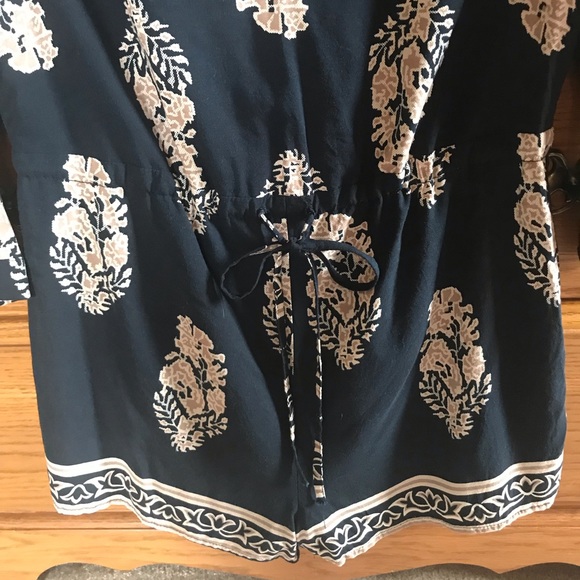 😍Xtaren | Navy Floral Romper - Picture 5 of 12